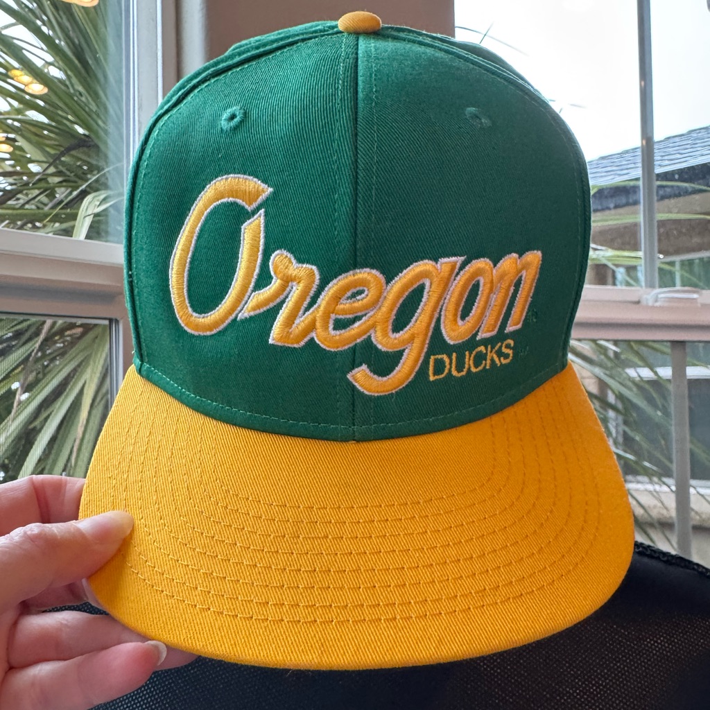 Vintage Y2k Sports Specialties - Oregon Ducks Snapback Hat
